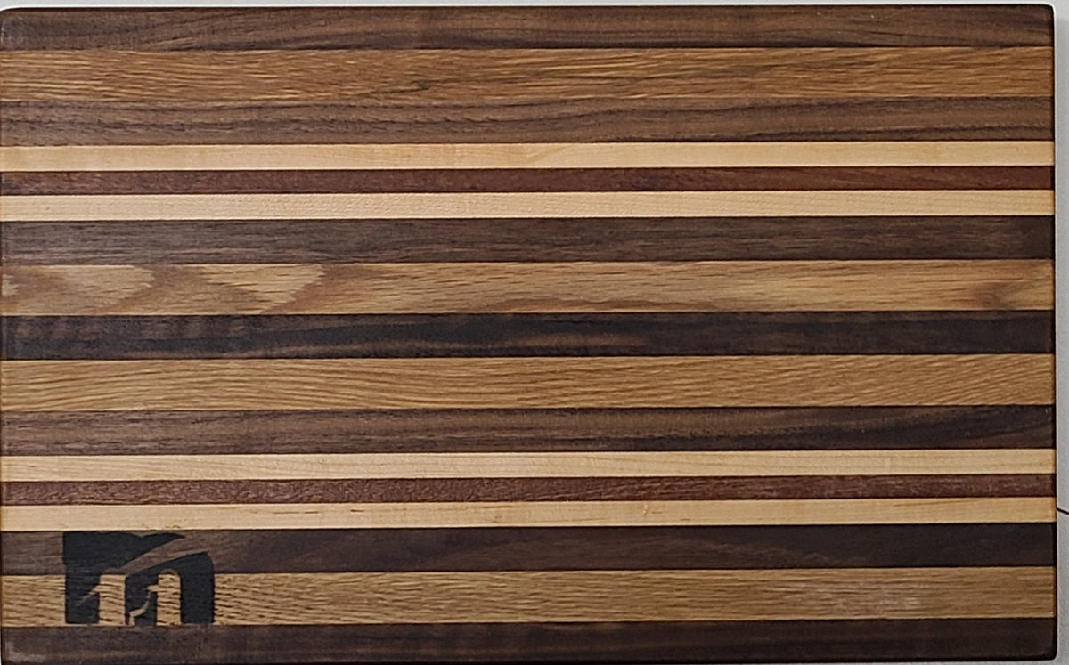 Premium Hardwood Cutting Board - Striped Pattern - 11 inches x 18 inches