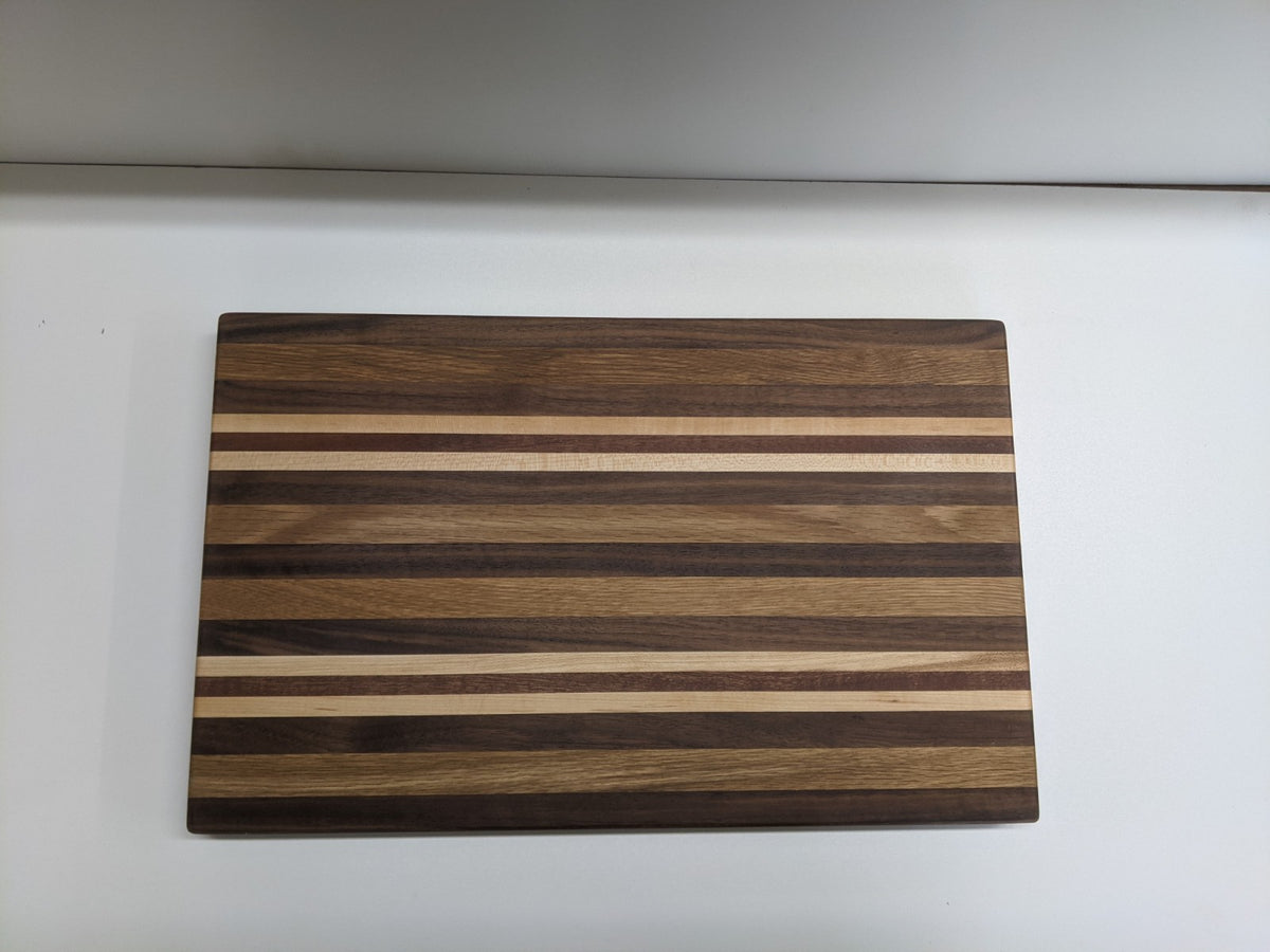 Premium Hardwood Cutting Board - Striped Pattern - 11 inches x 18 inches